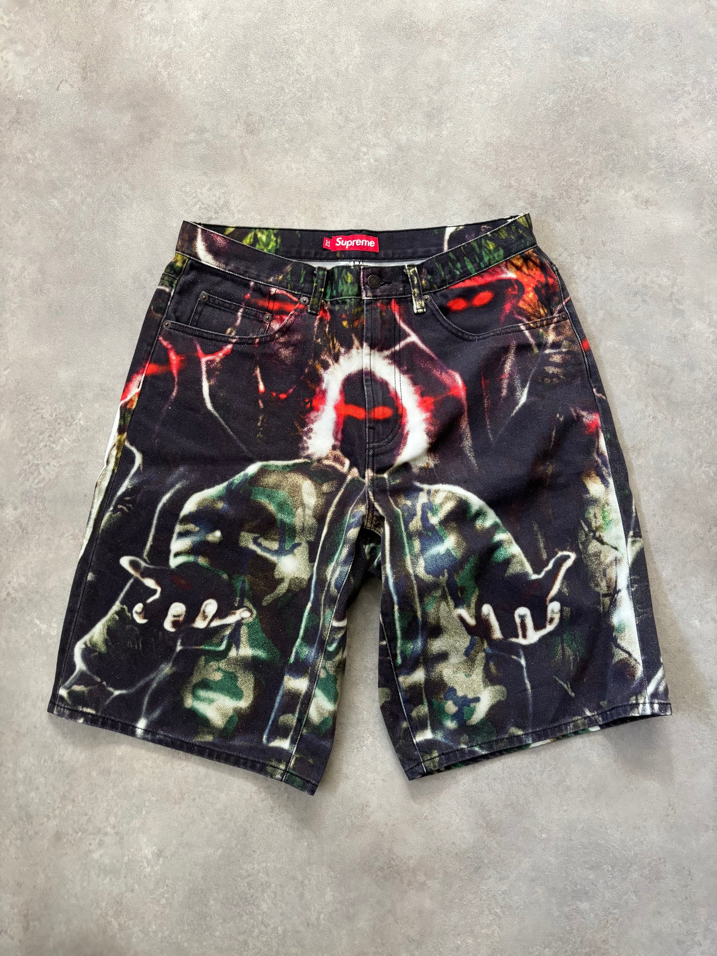 Supreme Shadows Baggy Denim Shorts (Str. 32)