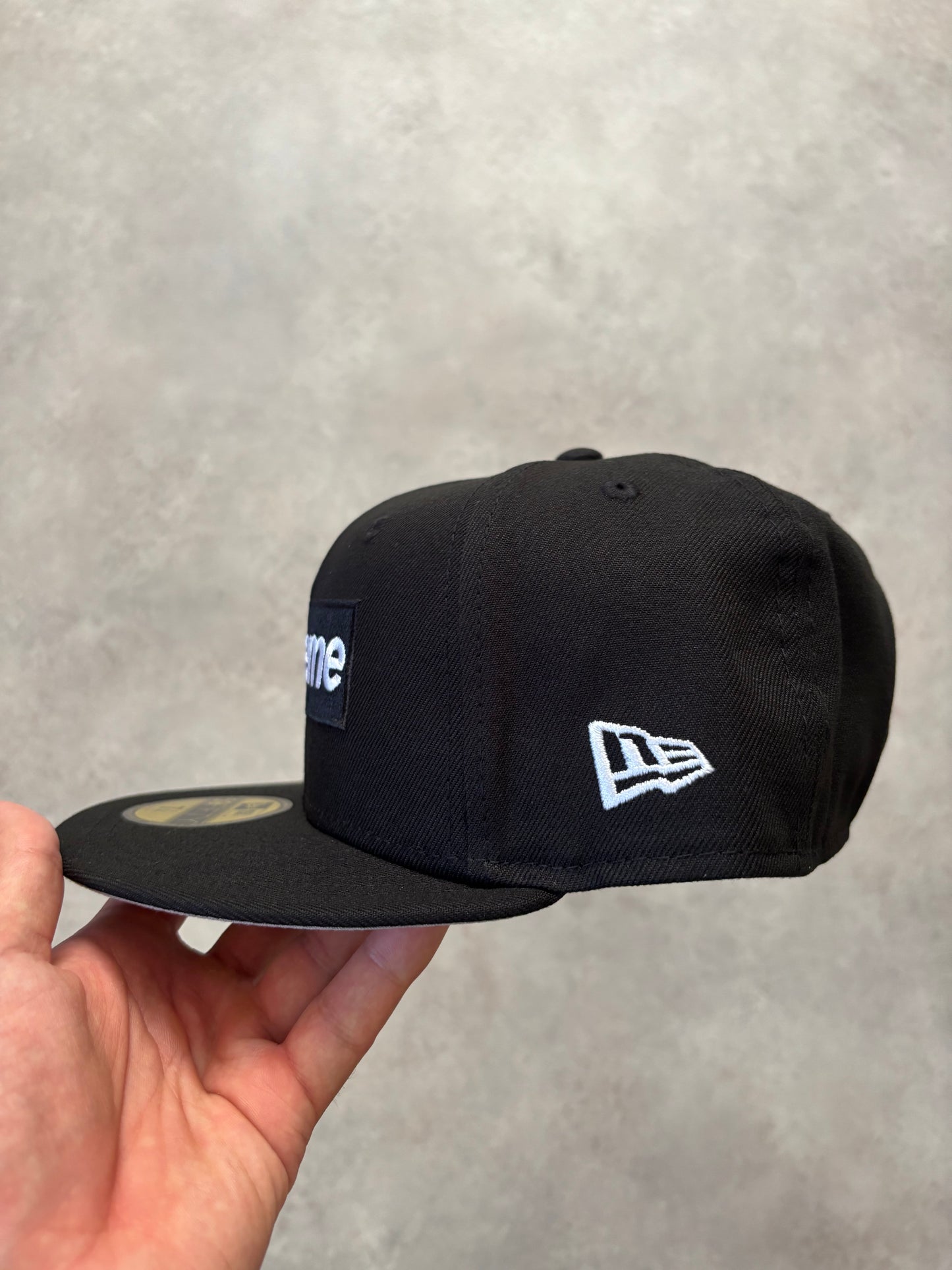 Supreme Breast Cancer Awareness Box Logo Cap (Str. 7-1/4)