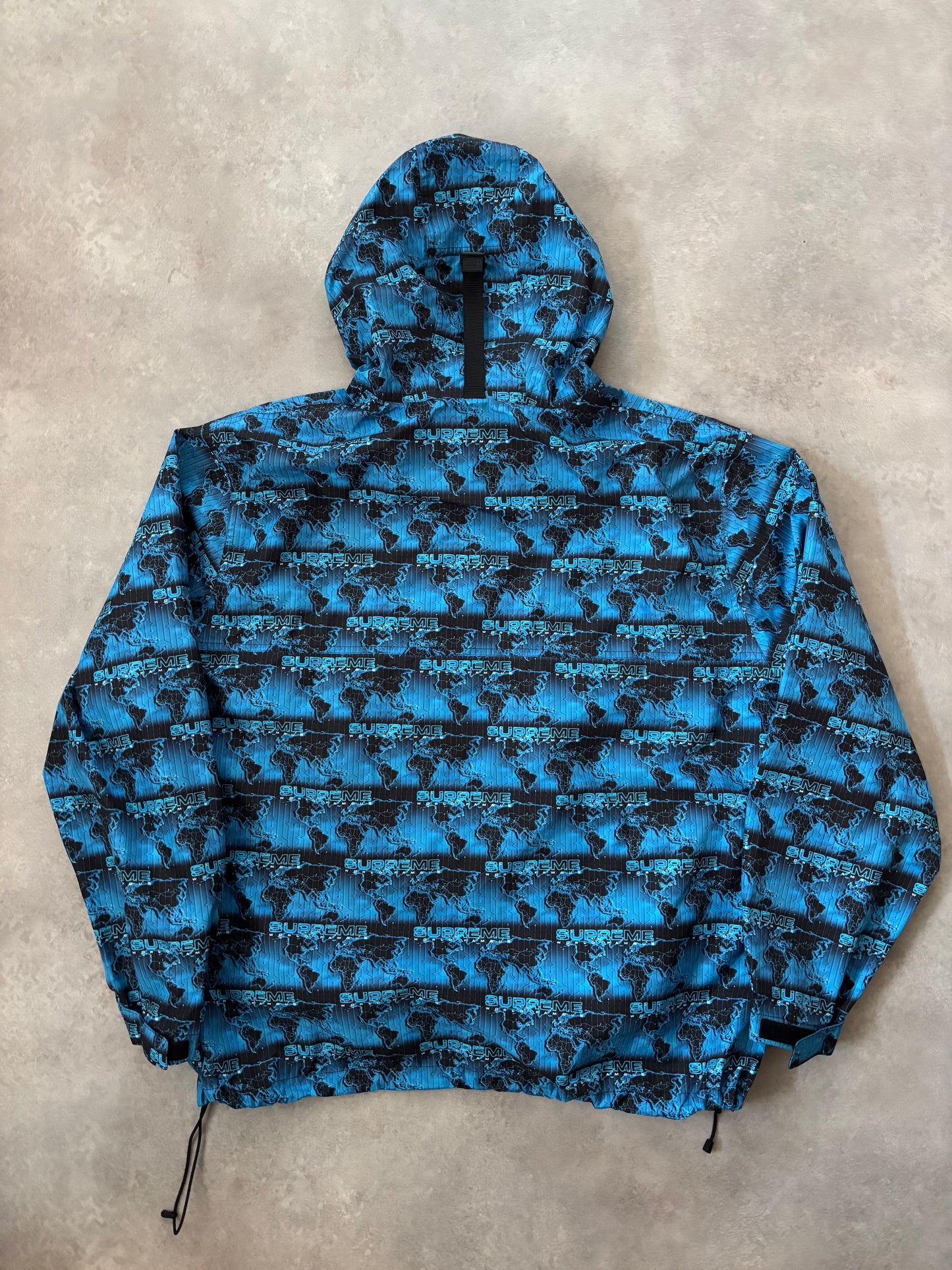 Supreme World Famous Taped Seam Hooded Pullover (Str. L)