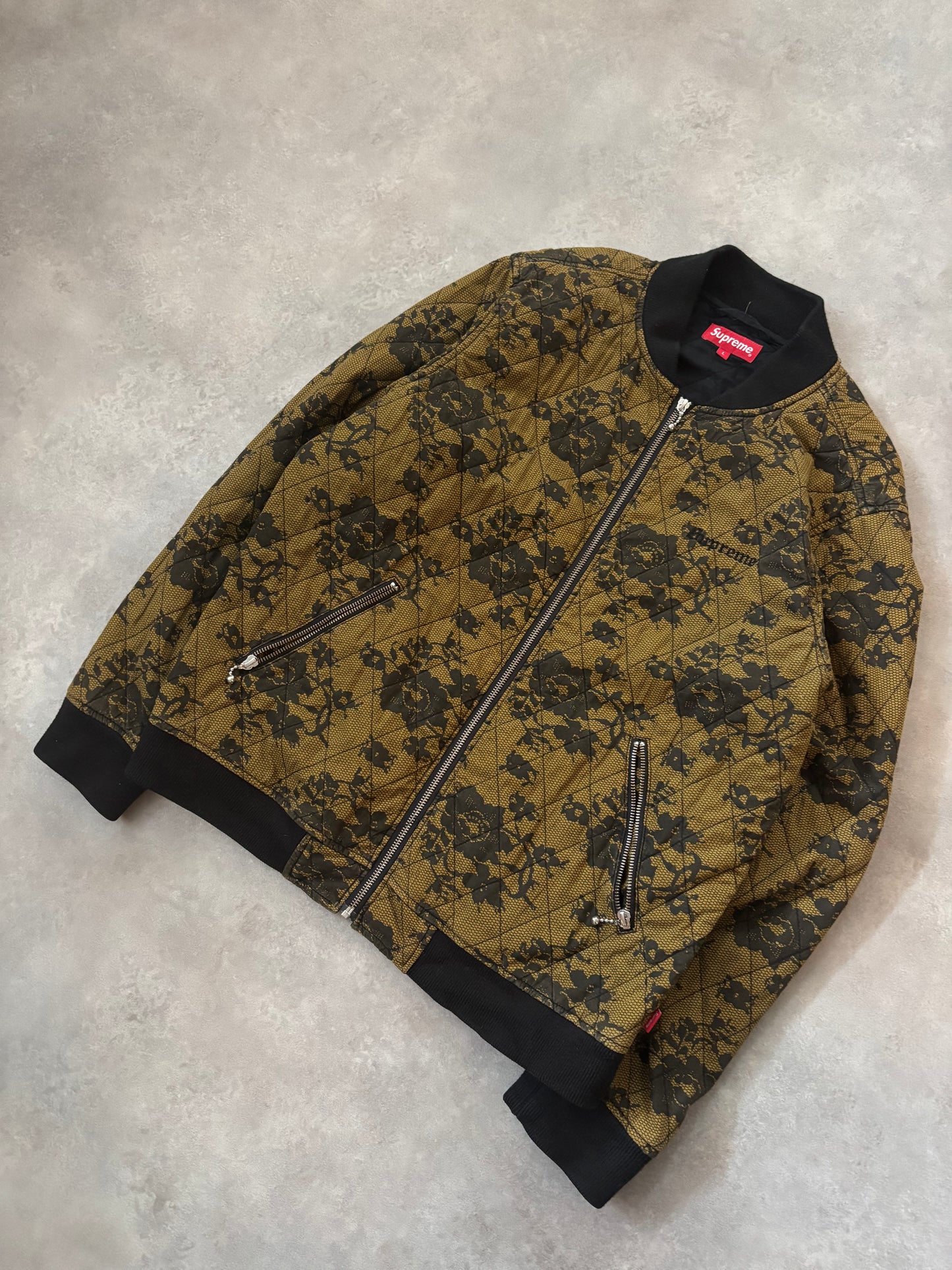 Supreme Quilted Lace Bomber Jacket (Str. L)