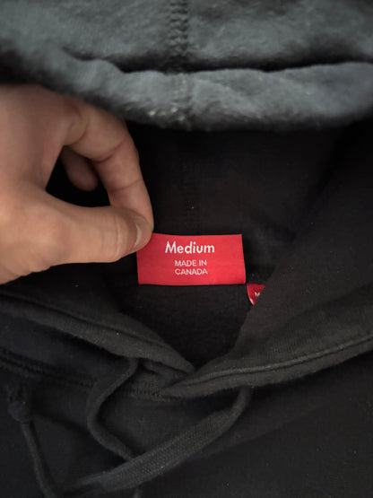Supreme KAWS Chalk Logo Hoodie (Str. M)
