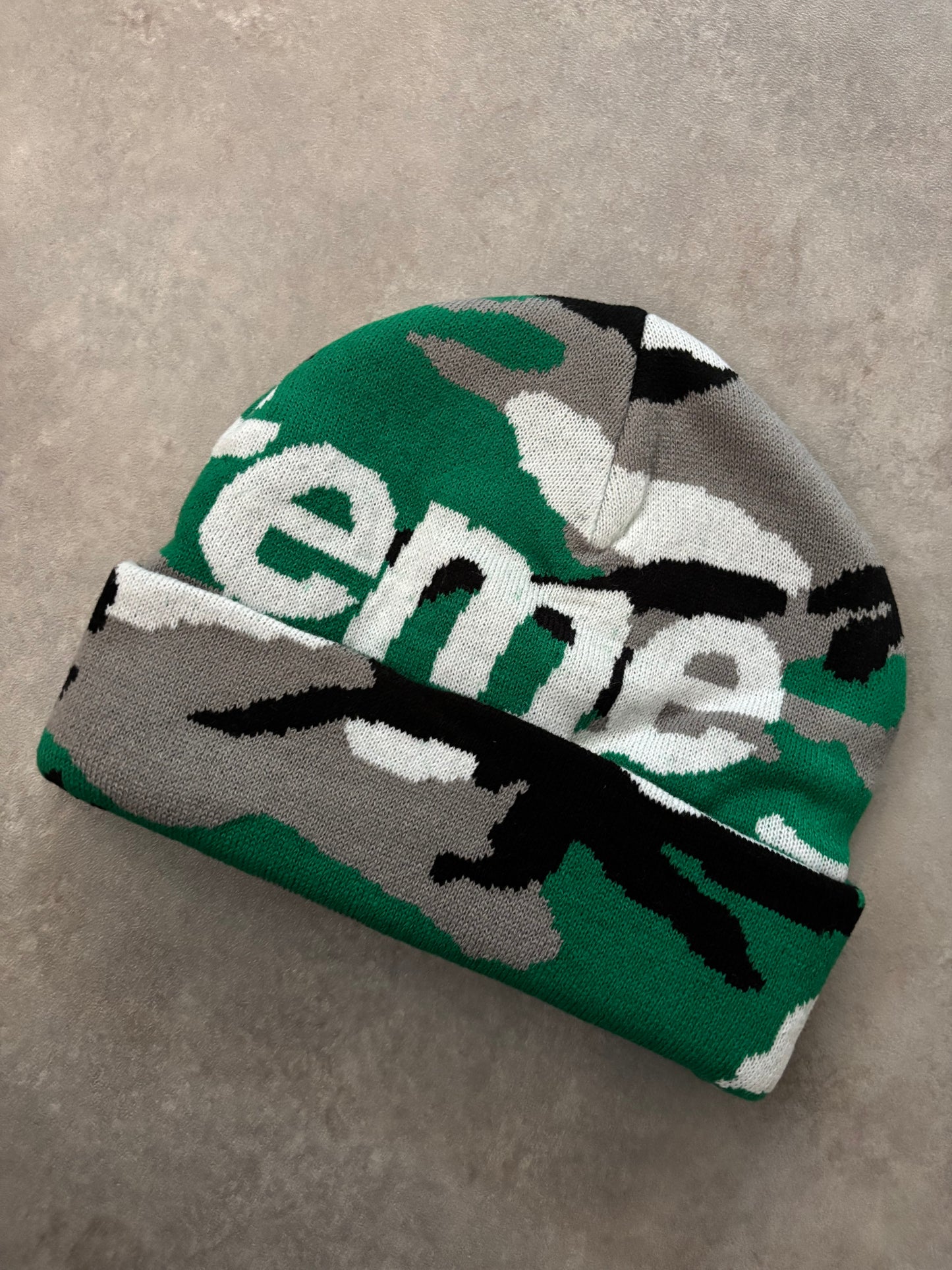 Supreme Big Logo Beanie