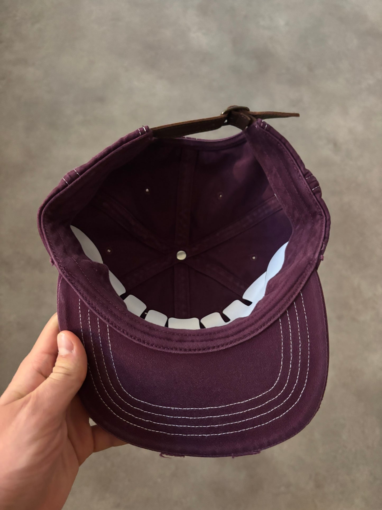 Supreme Distressed Script 6-Panel