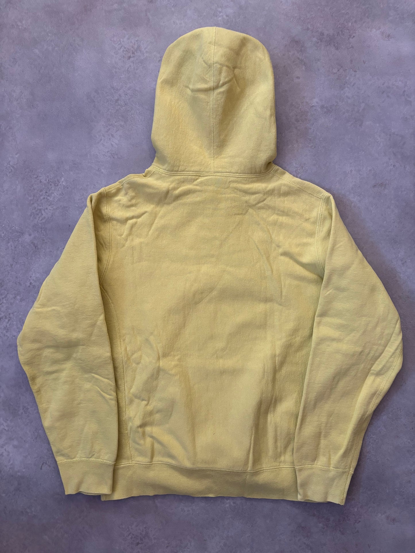 Supreme Embossed Logo Hooded Sweatshirt (Str. M)