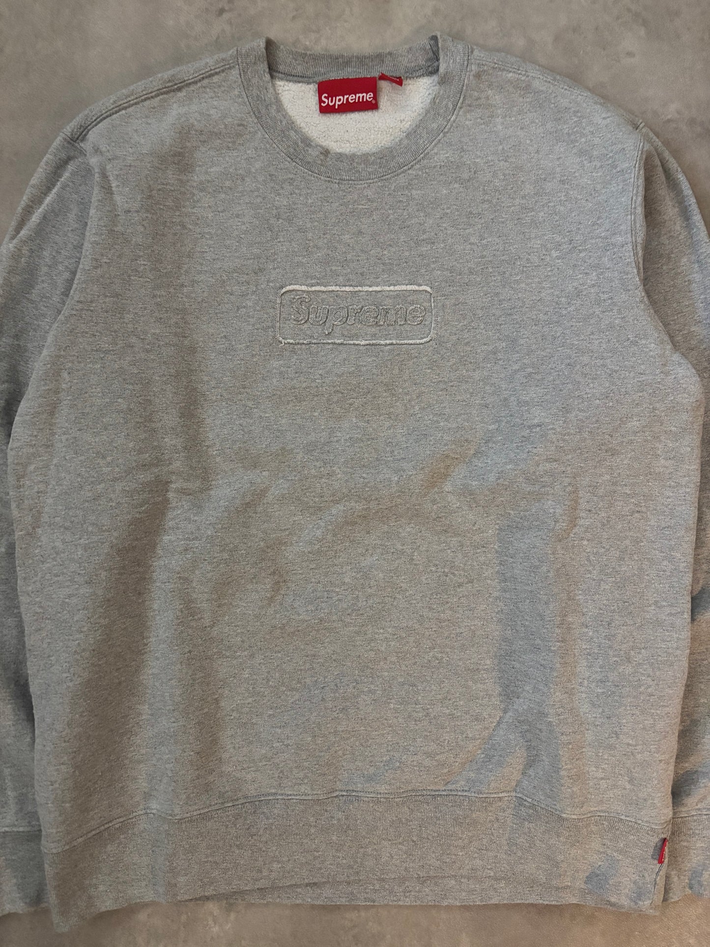 Supreme Cutout Logo Crewneck (Str. M)