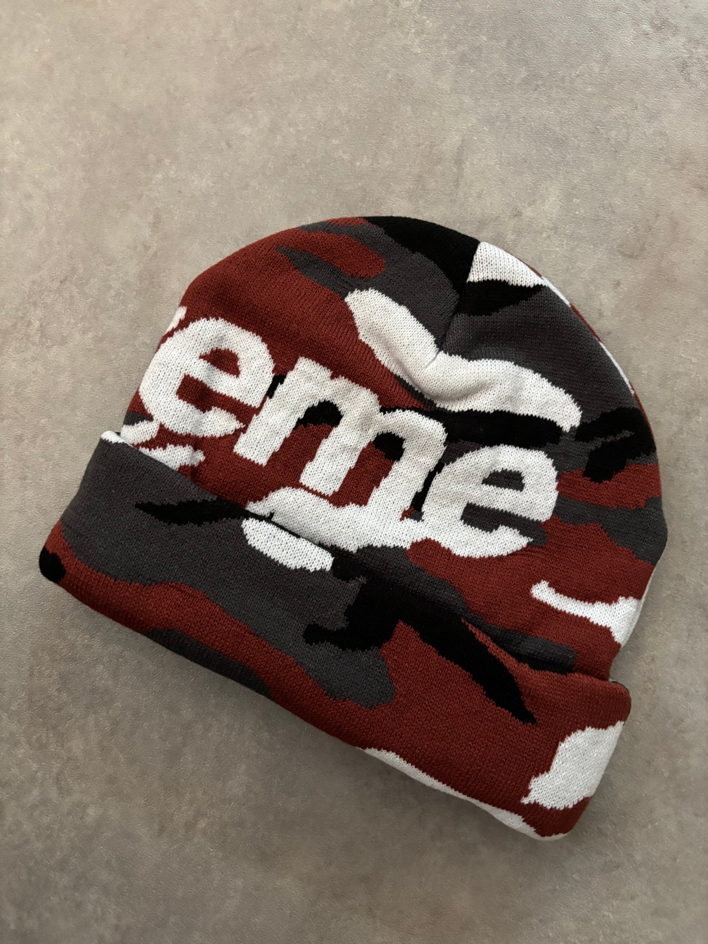 Supreme Big Logo Beanie