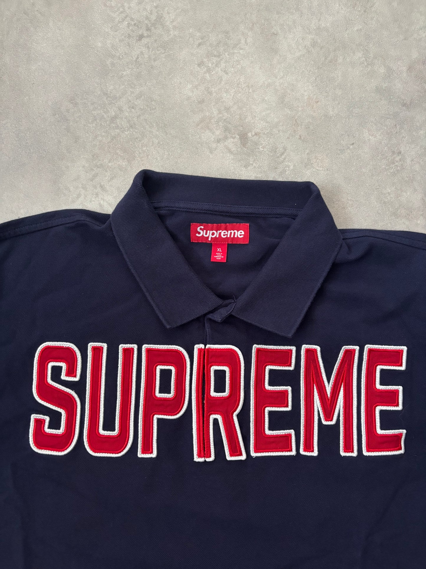 Supreme Twill Appliqué Polo (Str. XL)