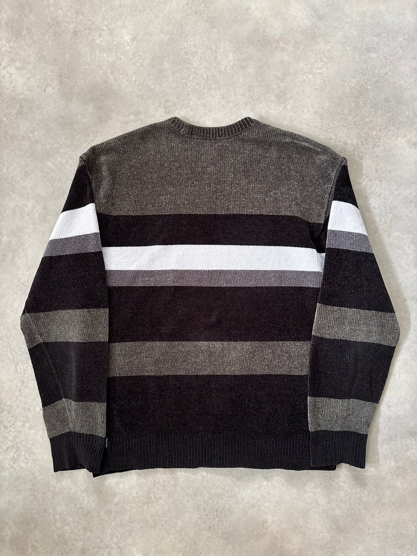 Supreme Chenille Sweater (Str. M)