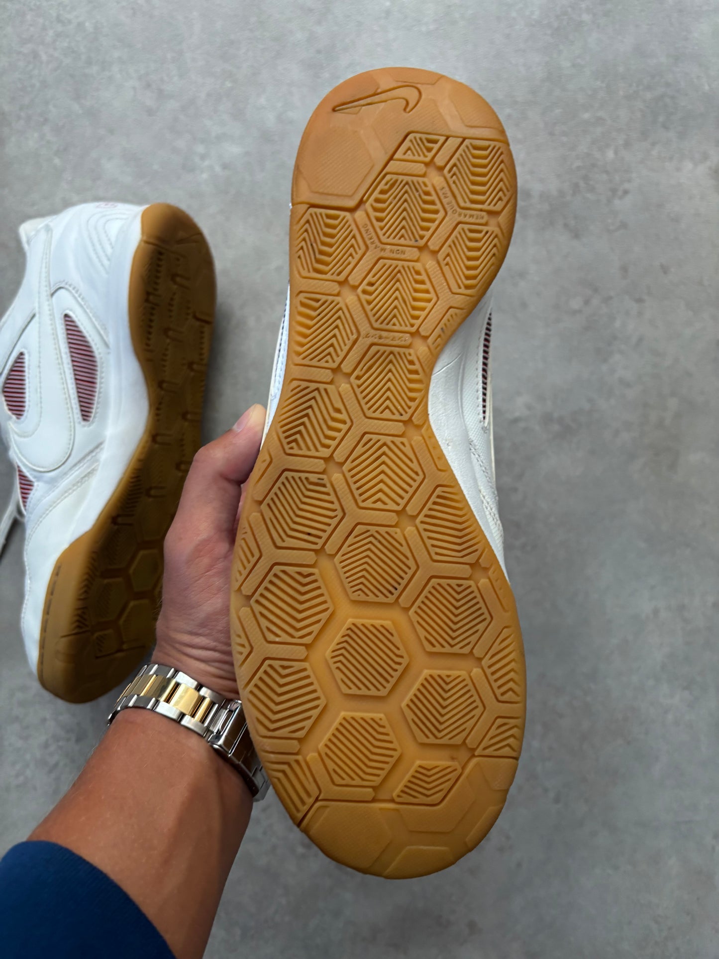 Supreme x Nike SB Gato (Str. 44)
