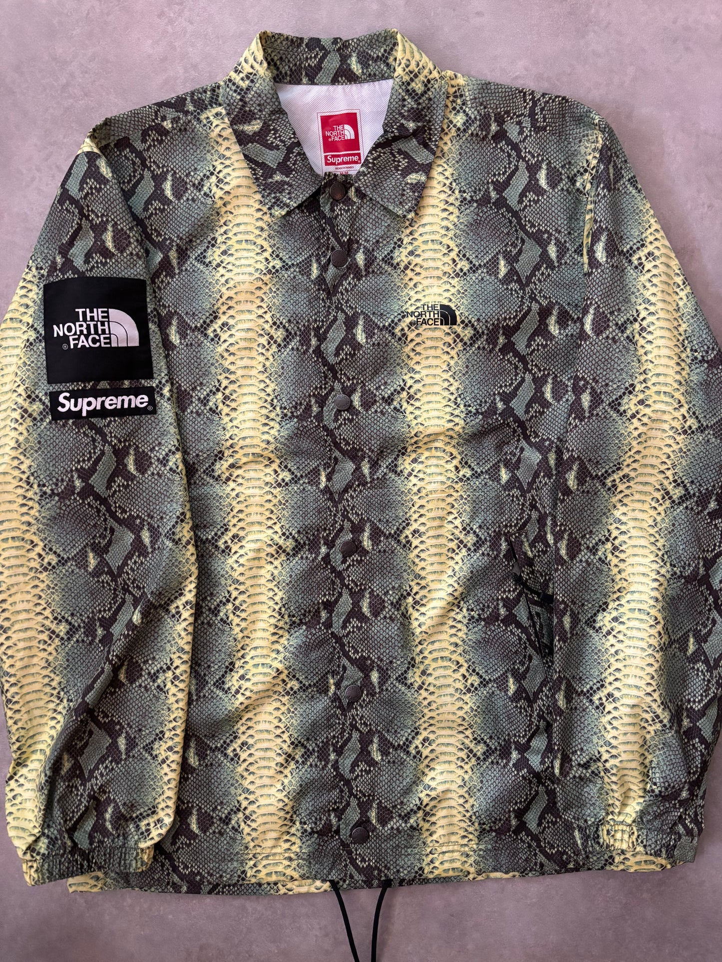 Supreme x The North Face Snakeskin (Str. M)
