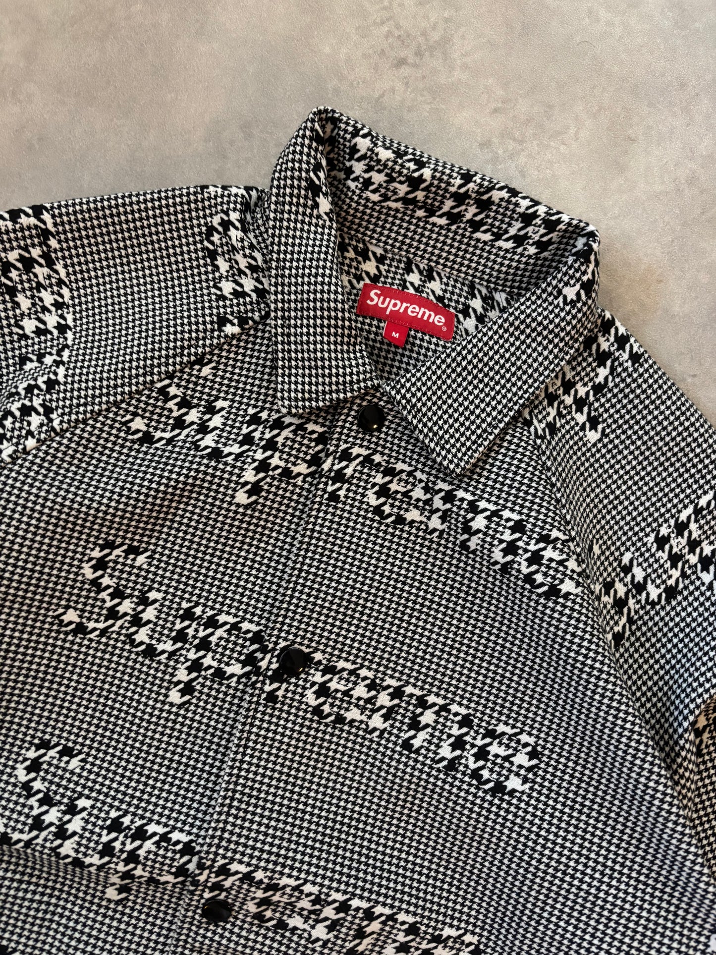 Supreme Houndstooth Logos Snap Front Jacket (Str. M)