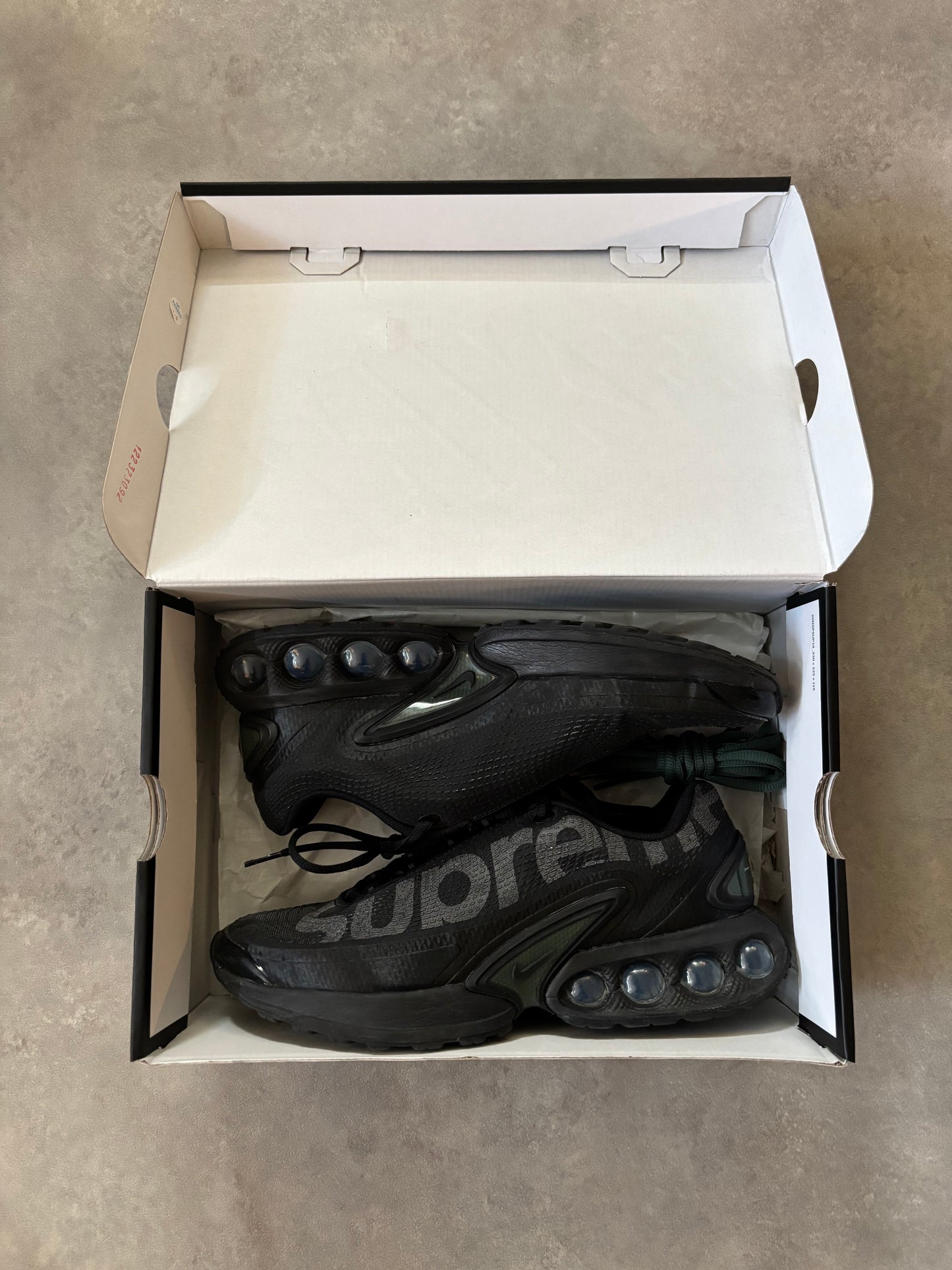 Supreme x Nike Air Max Dn SP (Str. 43)