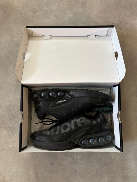 Supreme x Nike Air Max Dn SP (Str. 43)