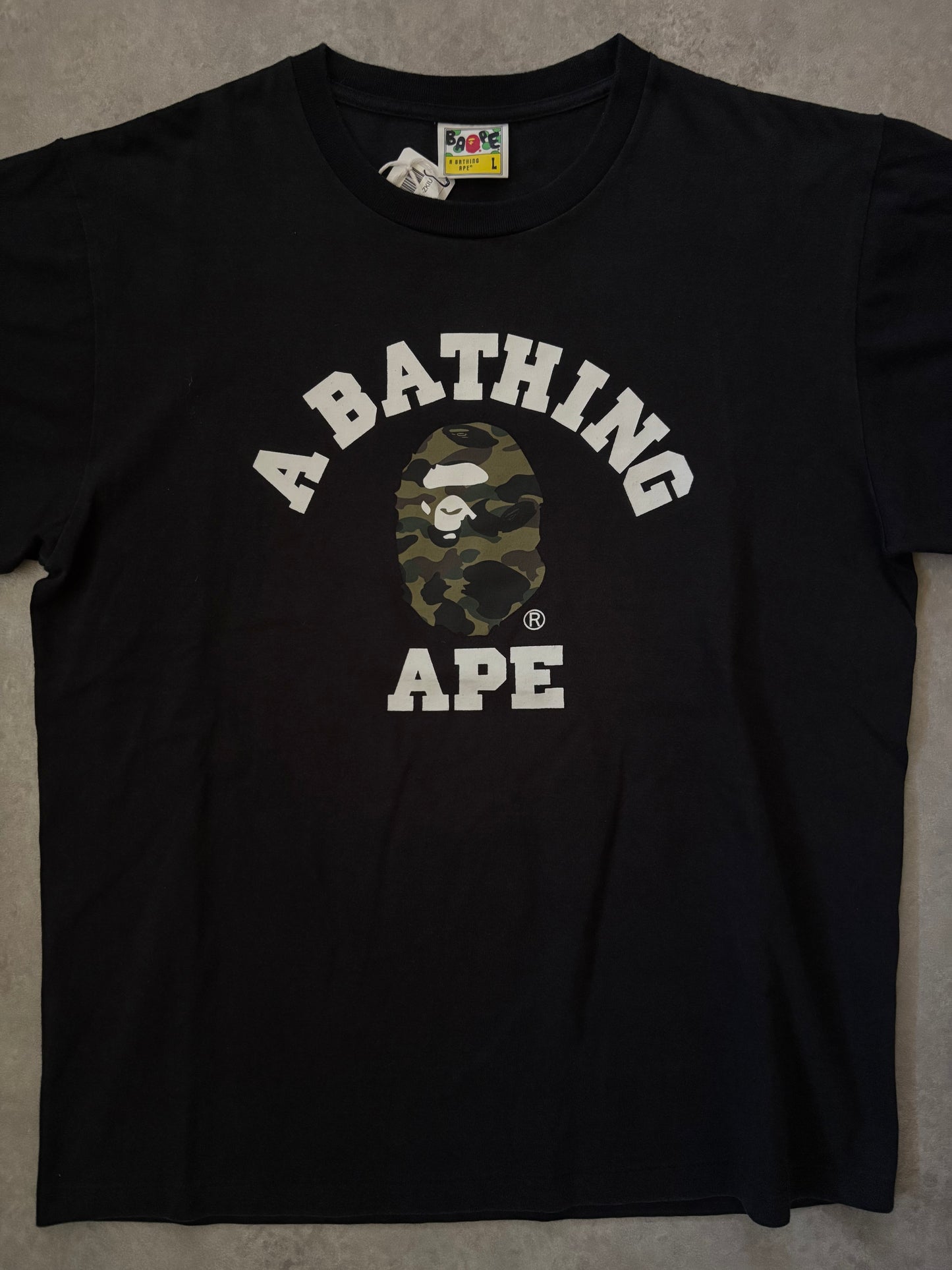 A Bathing Ape Camo Classic Ape Head Logo Tee (Str. L)