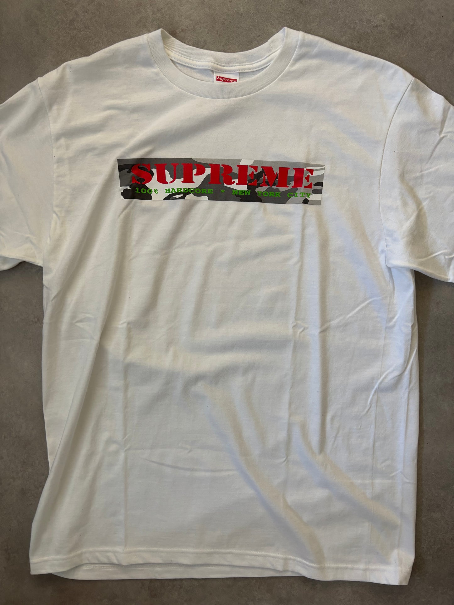 Supreme Hardcore Tee (Str. L)