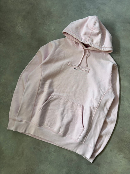 Supreme Embossed Logo Hoodie (Str. L)