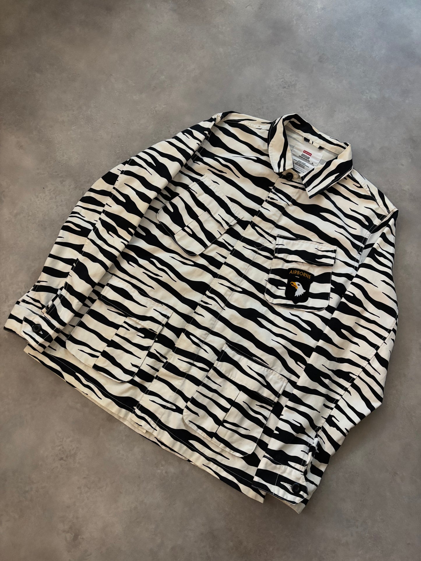 Supreme Zebra Jungle Jacket (Str. XL)