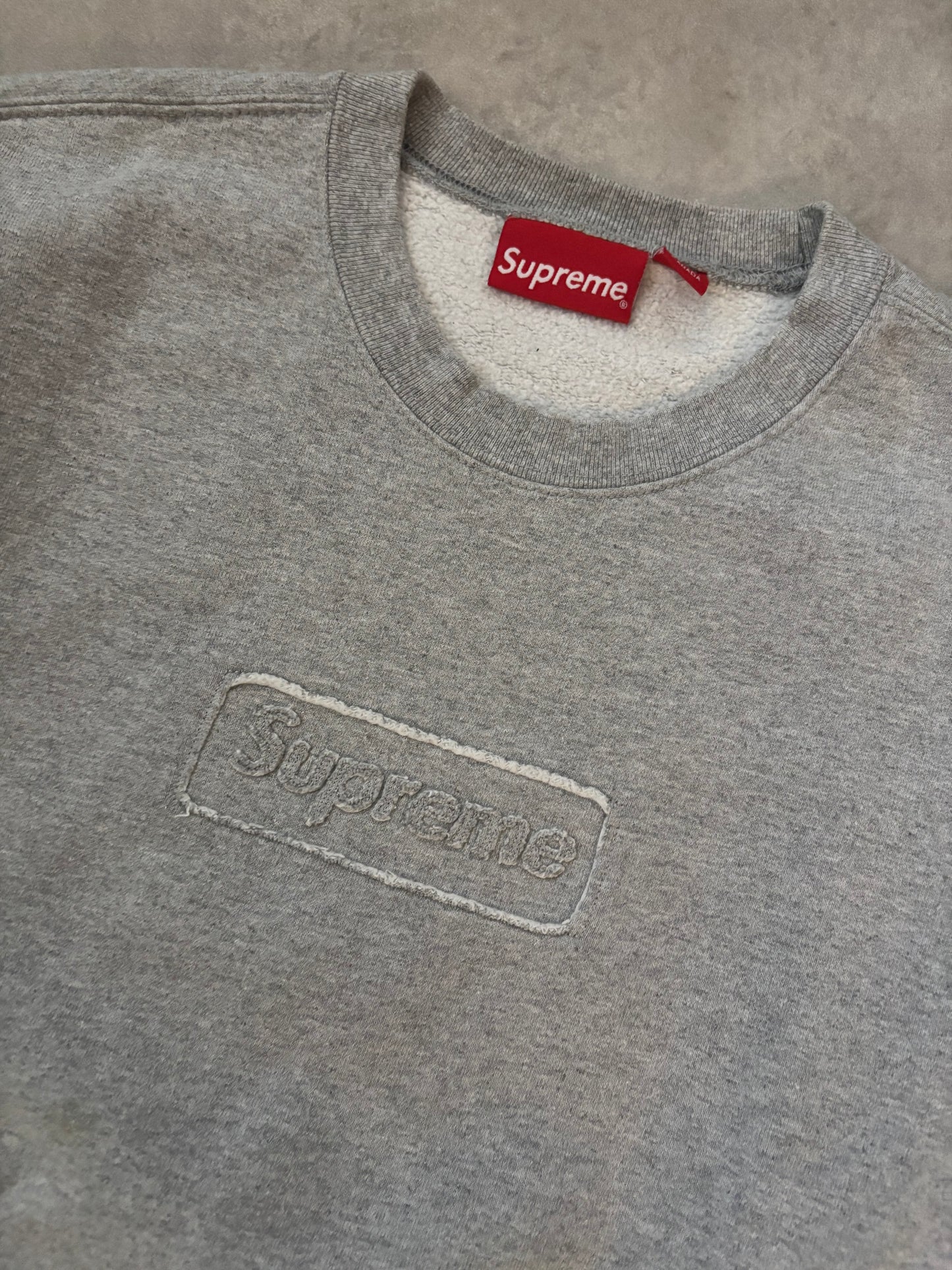 Supreme Cutout Logo Crewneck (Str. M)