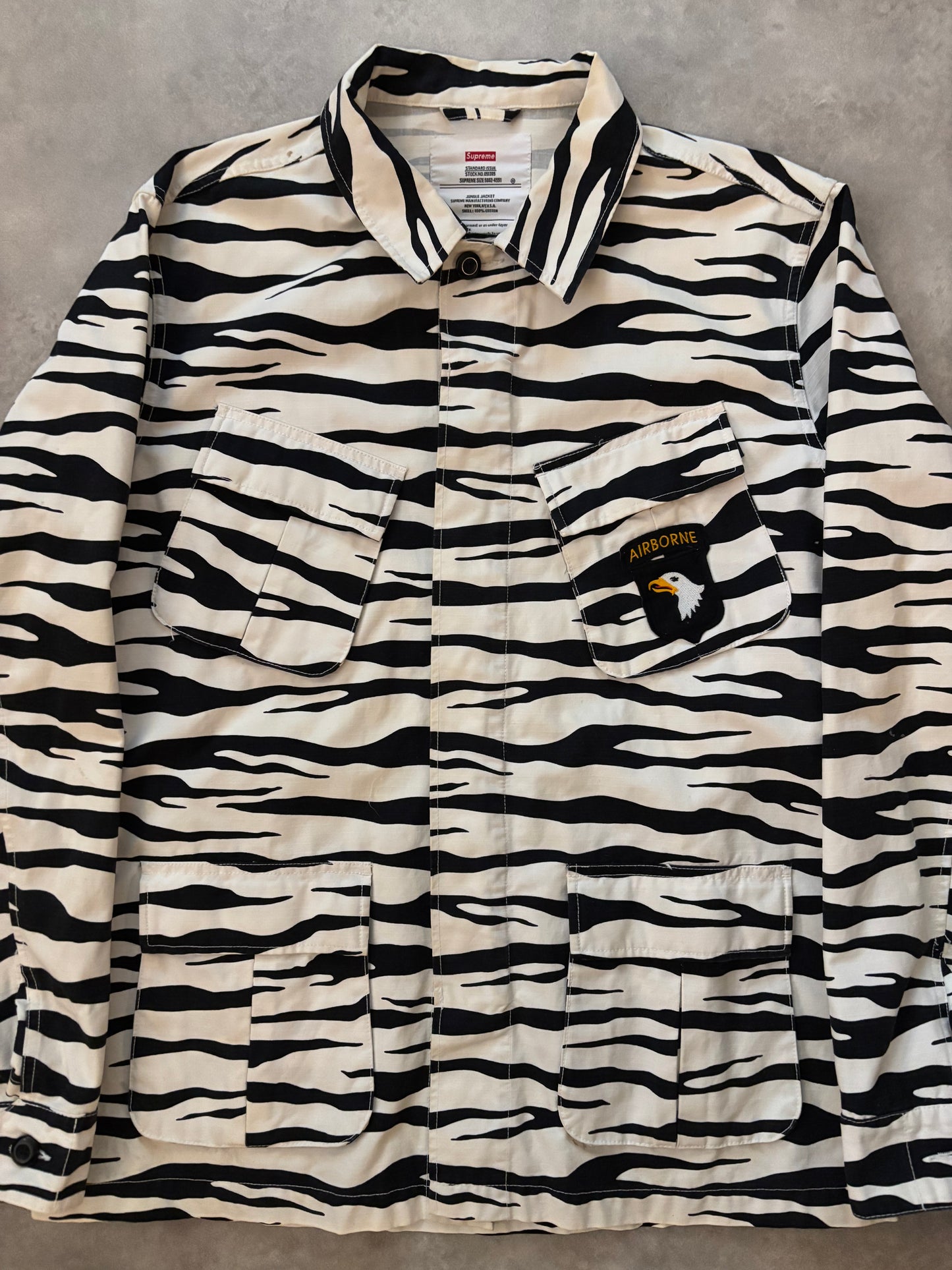 Supreme Zebra Jungle Jacket (Str. XL)