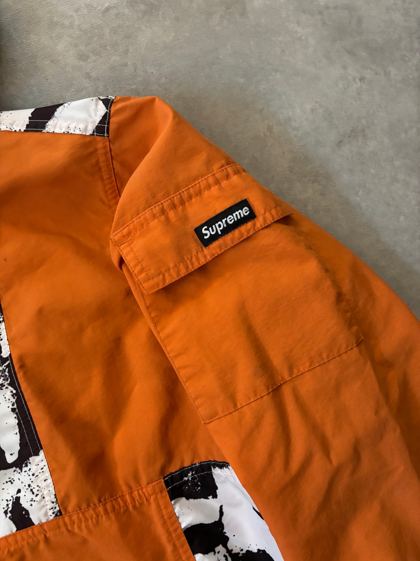 Supreme Nylon Hooded Pullover (Str. L)
