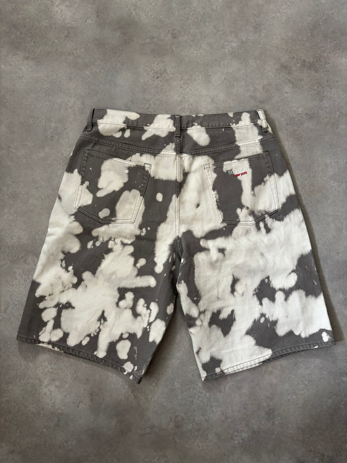 Supreme Baggy Denim Short (Str. 36)