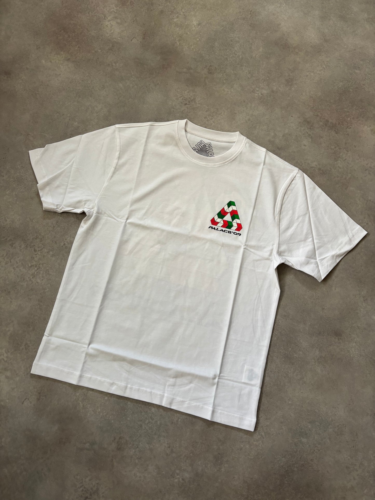 Palace 09 Tri-Ferg Tee (Str. M)