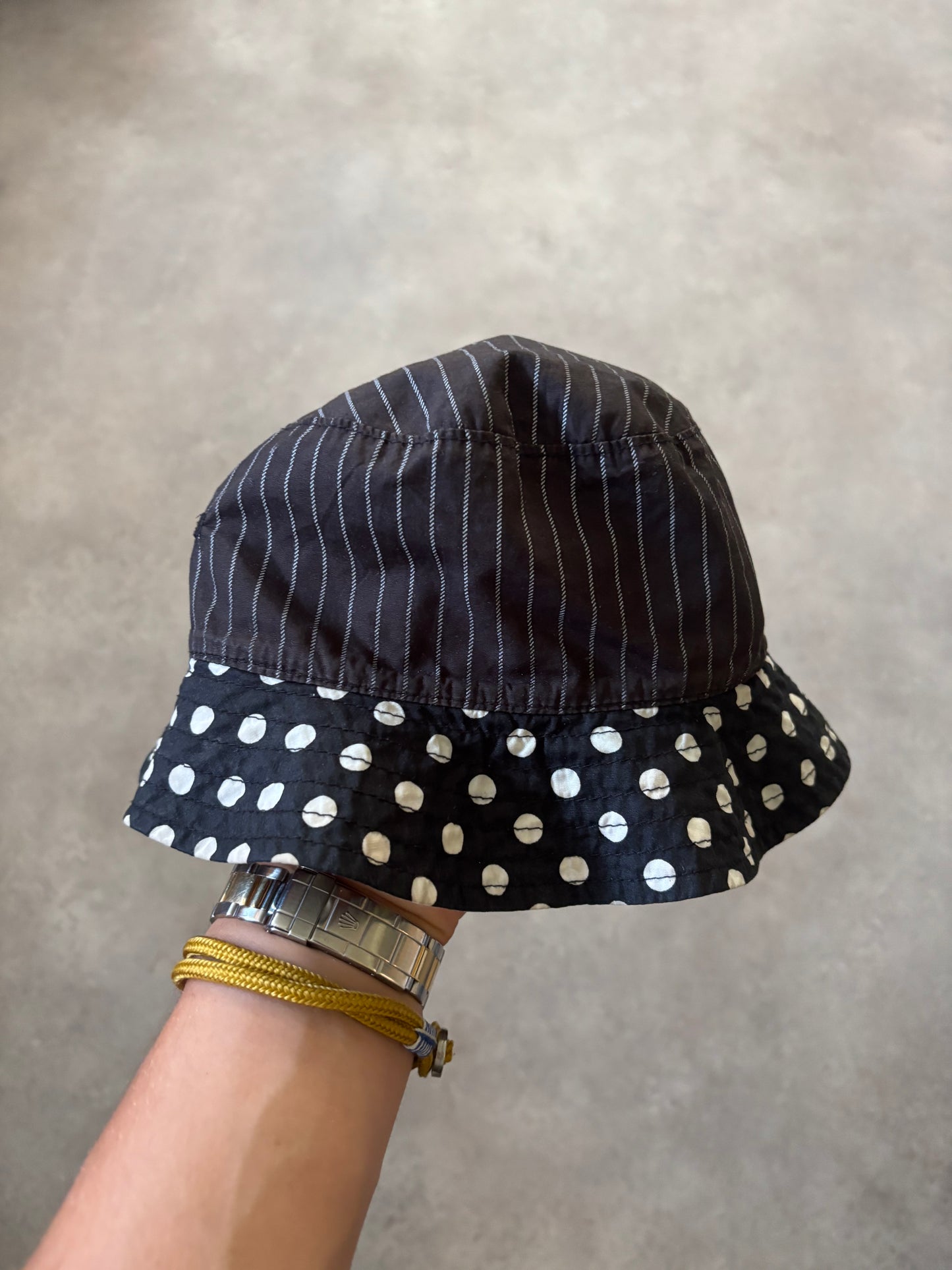 Supreme x Commes Des Garçons Bucket Hat