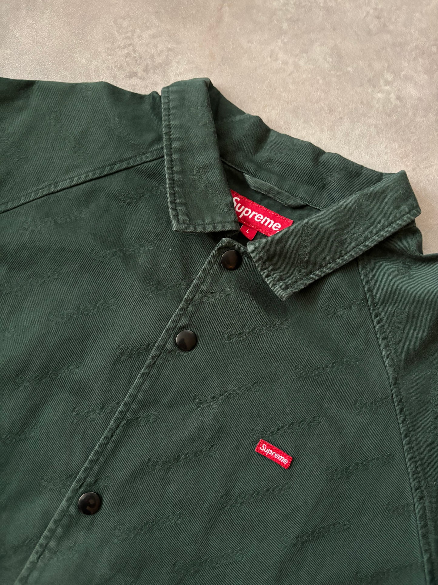 Supreme Spellout Button Up (Str. L)