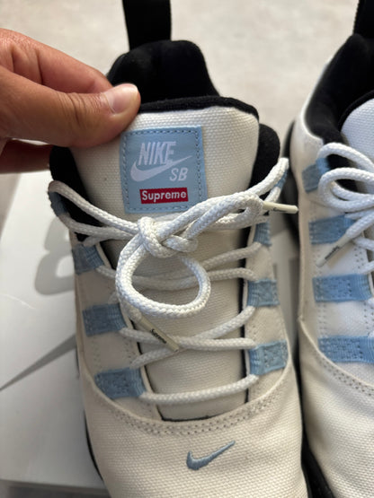 Nike SB Darwin Low Supreme (Str. 42.5)
