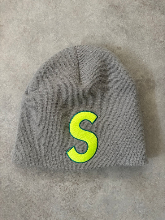 Supreme x New Era Big S-Logo Beanie