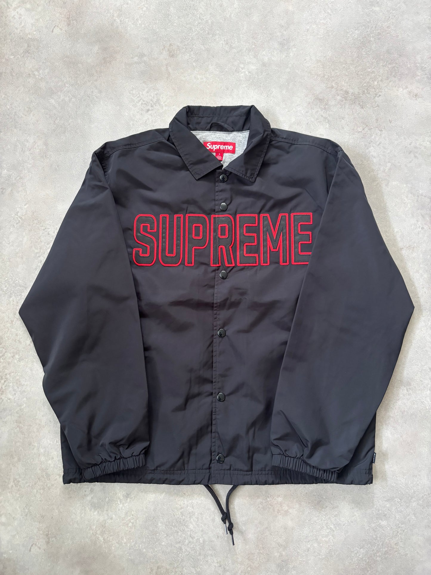 Supreme Spellout Coaches Jacket (Str. S)