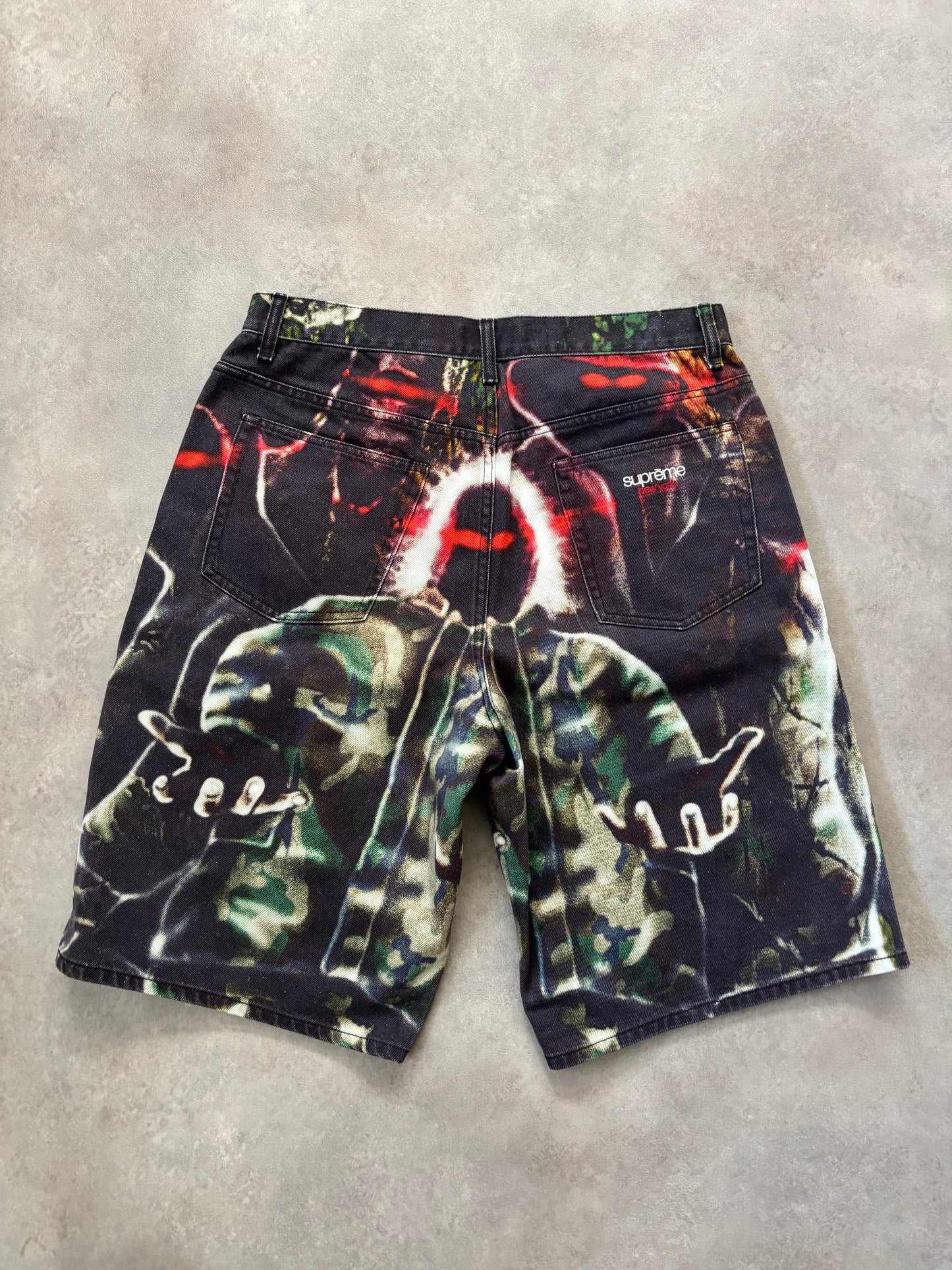 Supreme Shadows Baggy Denim Shorts (Str. 32)