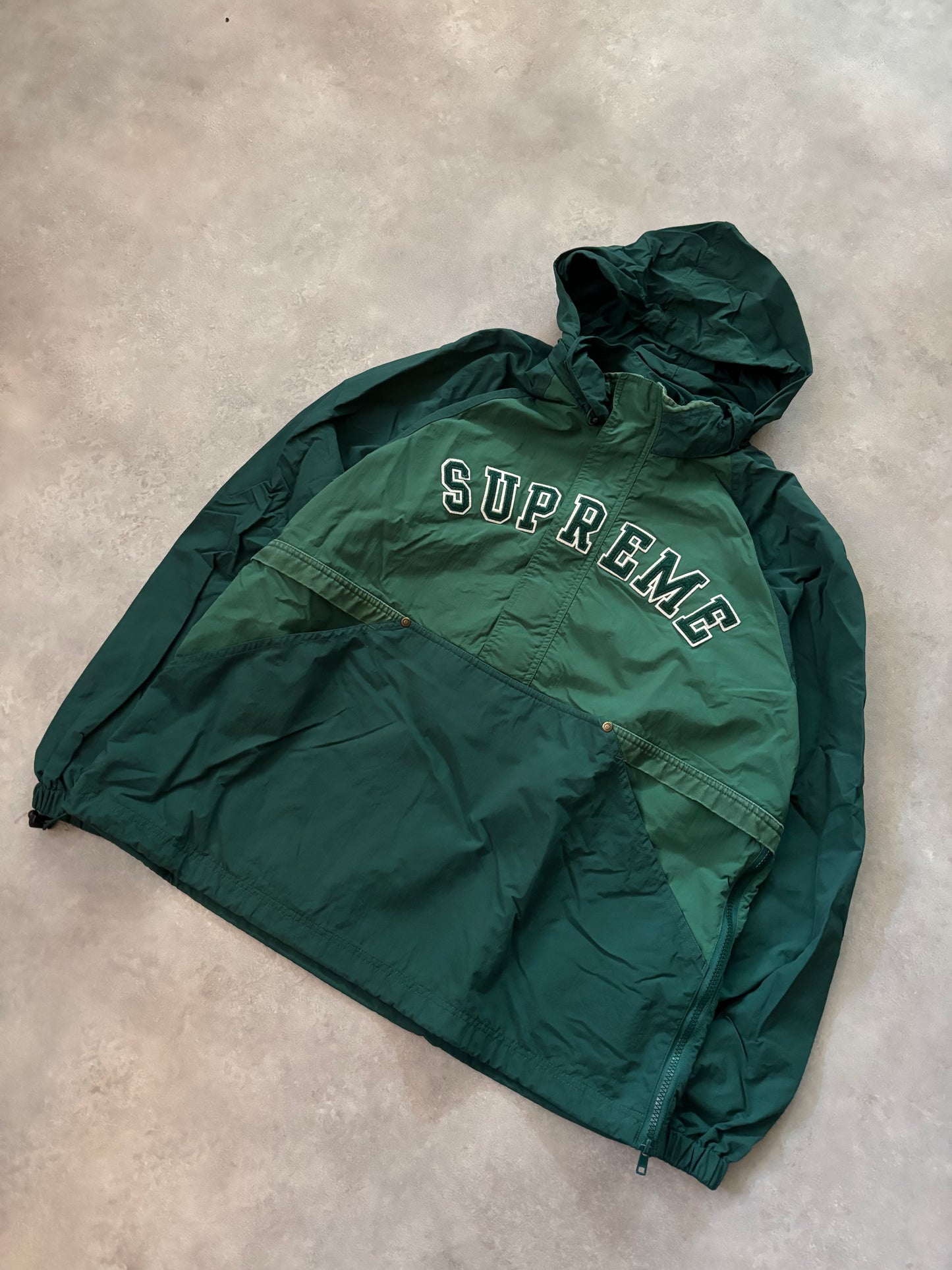 Supreme Court Half Zip Pullover Dark Green (Str. L)