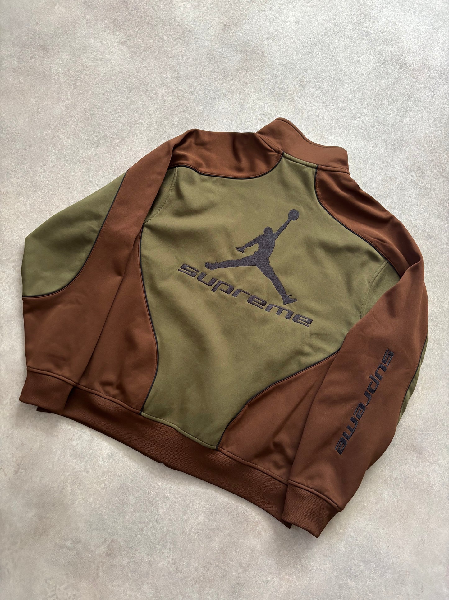 Supreme Jordan Tricot Track Jacket (Str. M)