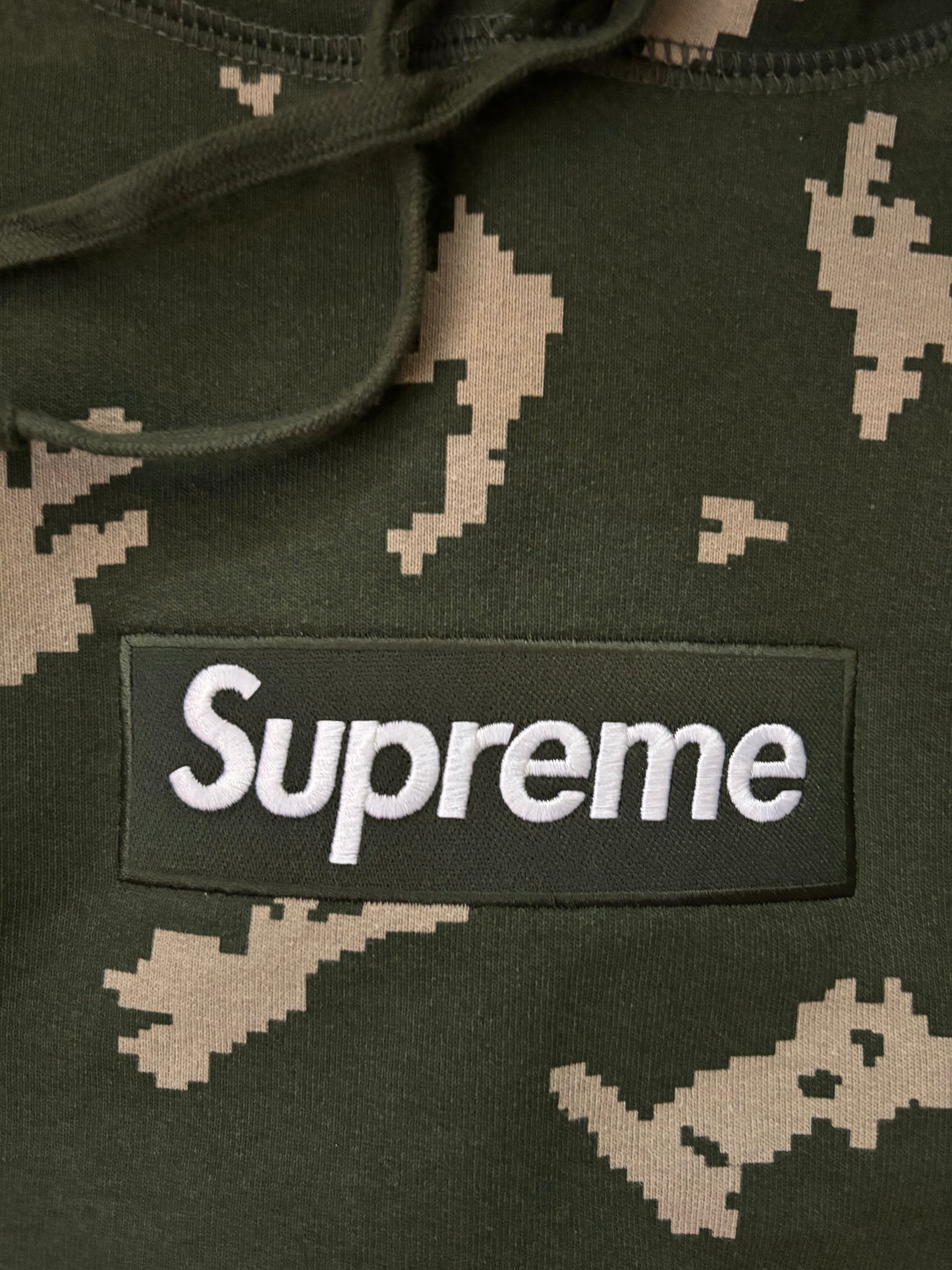 Supreme Box Logo Hooded Sweatshirt (Str. M)