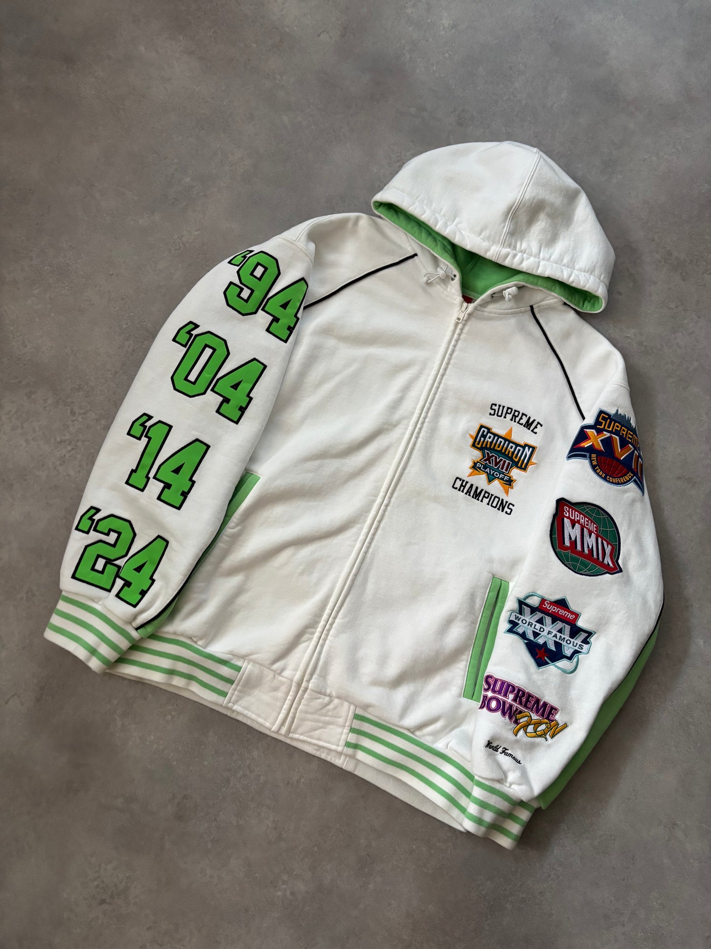 Supreme Playoffs Zip Up Hoodie (Str. M)