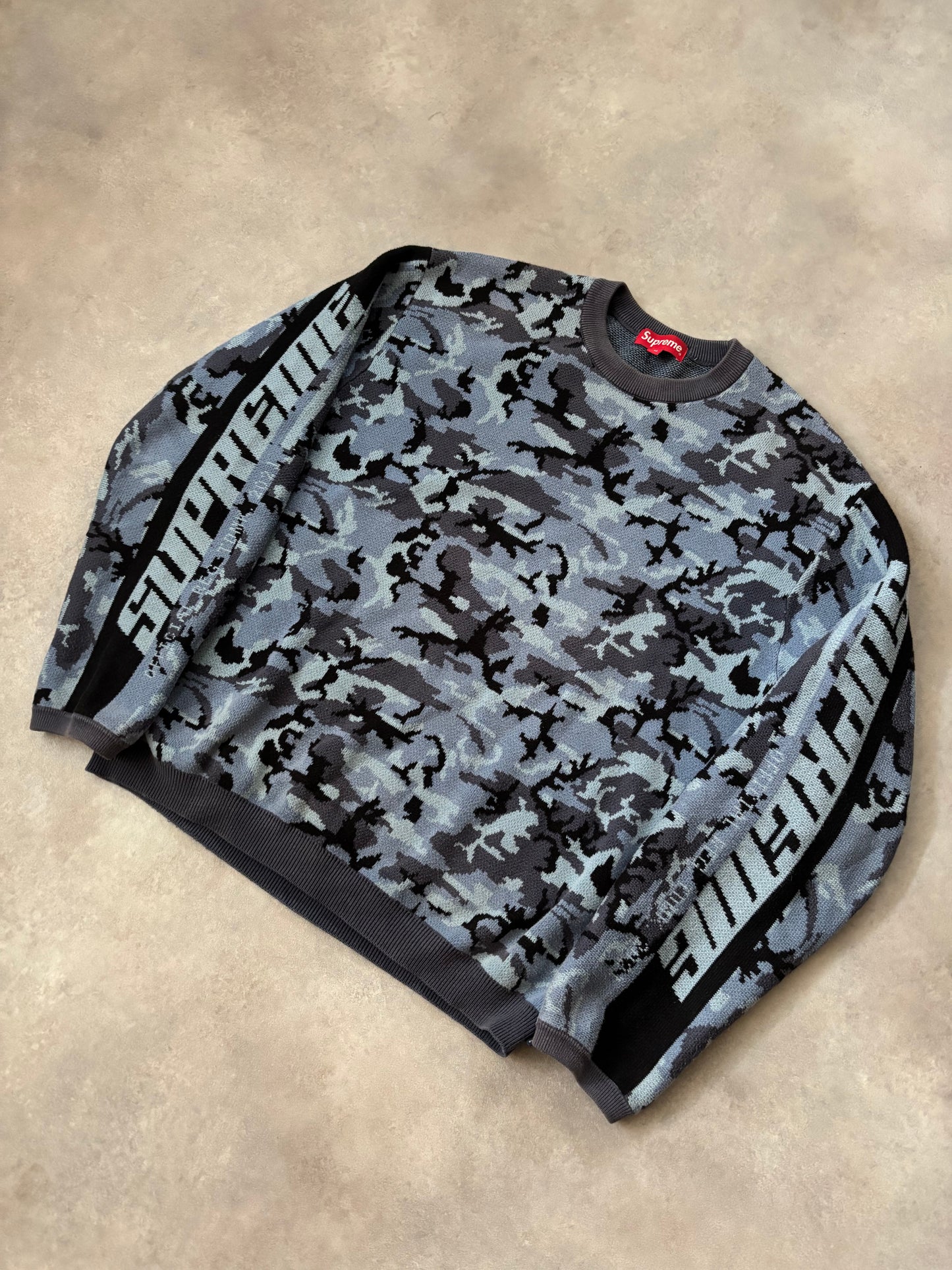 Supreme Sleeve Stripe Sweater (Str. M)