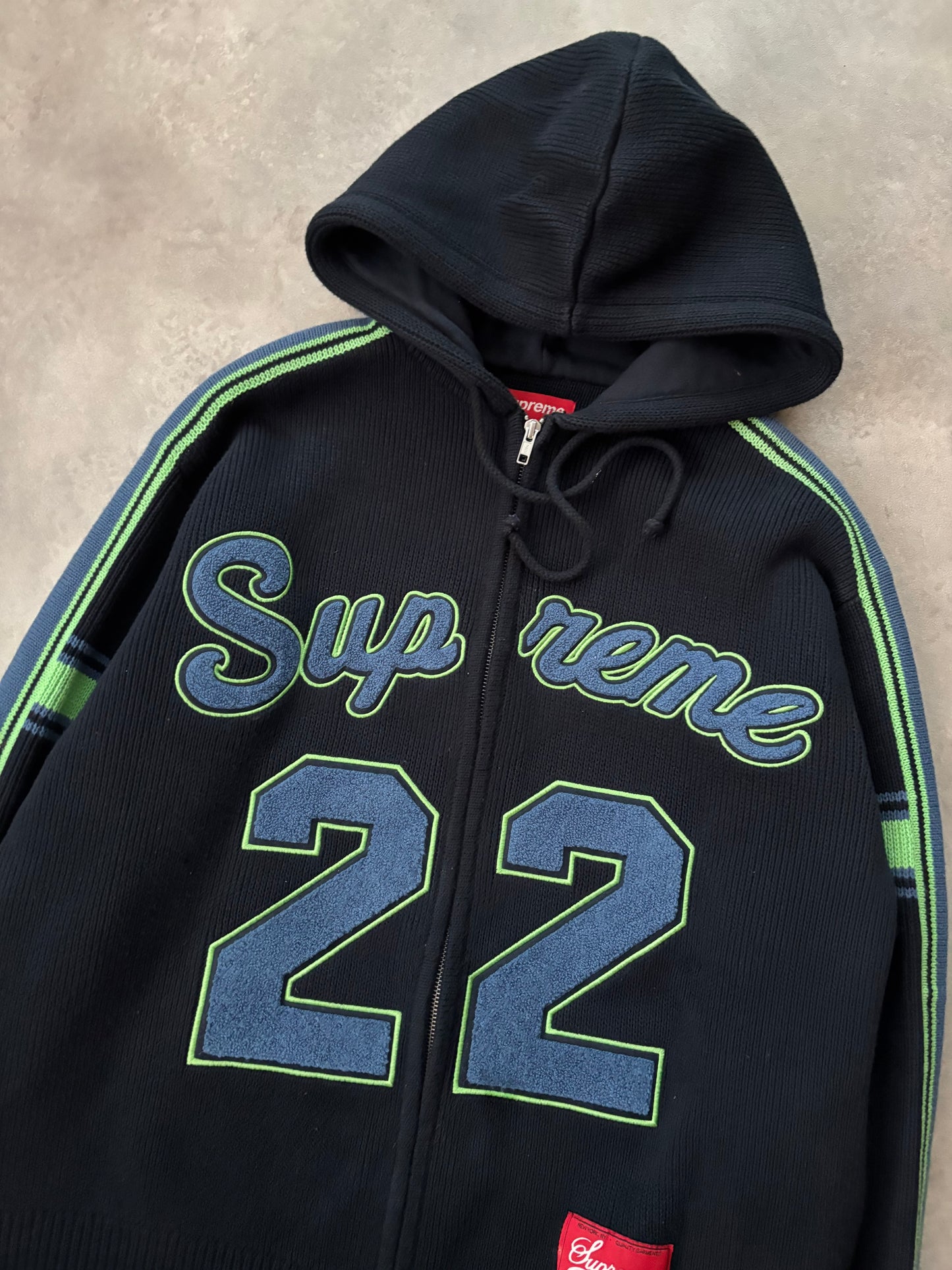 Supreme Sport Zip Up Hooded Sweater (Str. M)