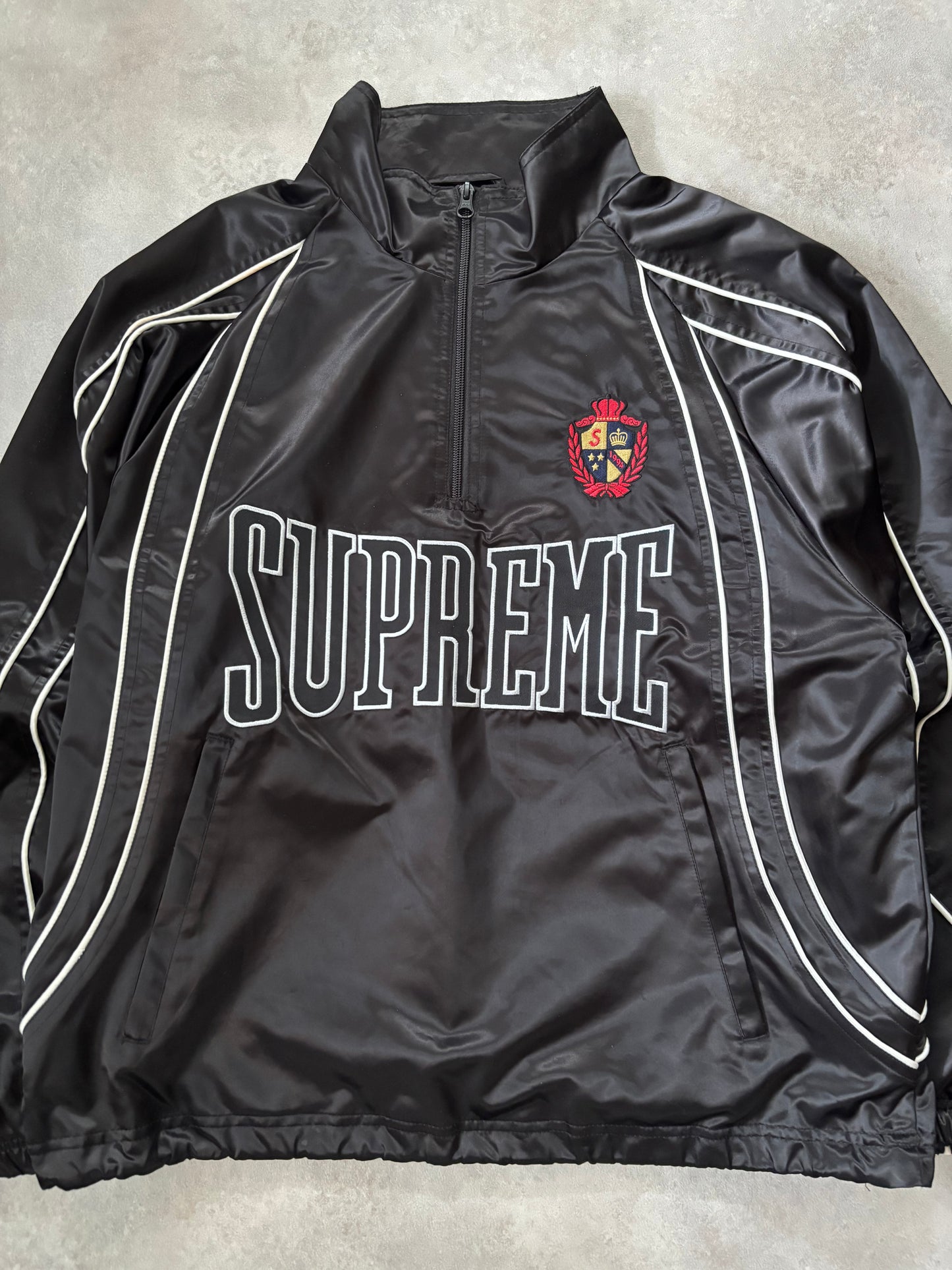 Supreme Satin Piping Pullover (Str. M)